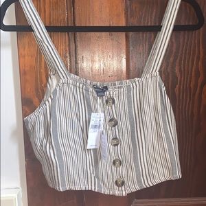American eagle crop top